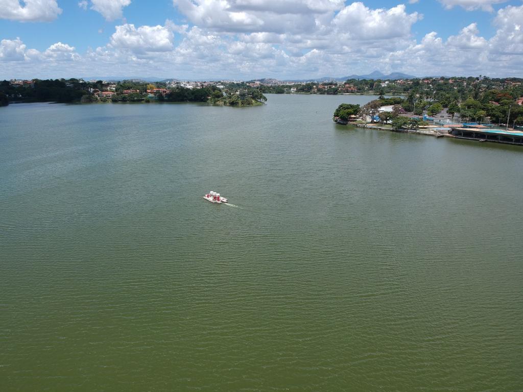 Águas límpidas na Lagoa da Pampulha, Biorremediador Enzilimp